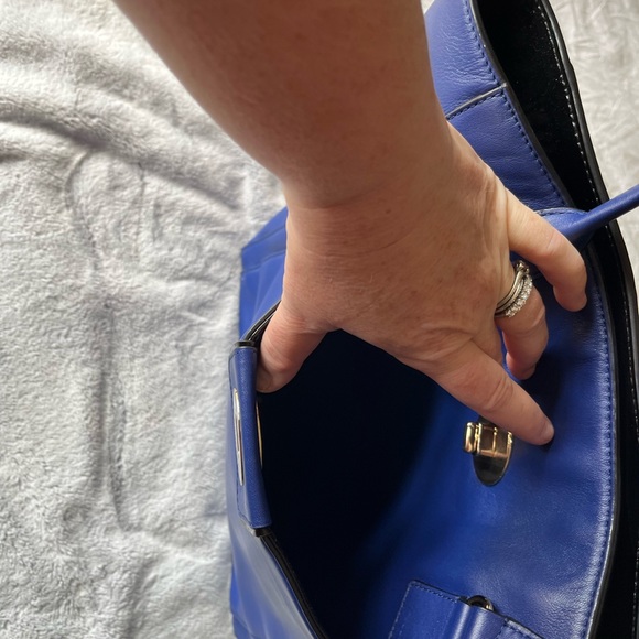 Kate Spade - Picture 3 of 6